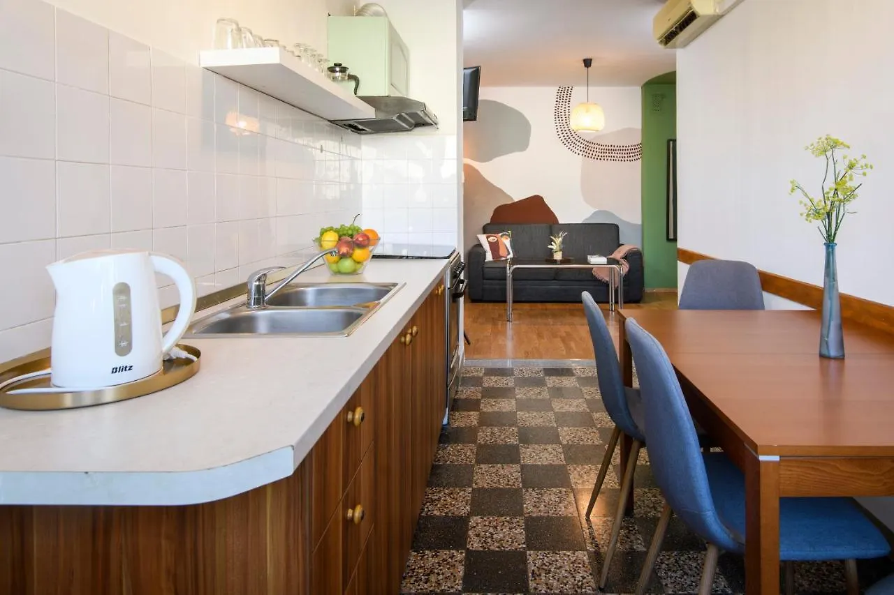 Apartament Green Door Split